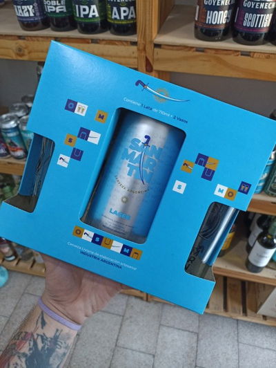 Gift pack cerveza San Martin "Para compartín" (2 Vasos + 1 Latón)