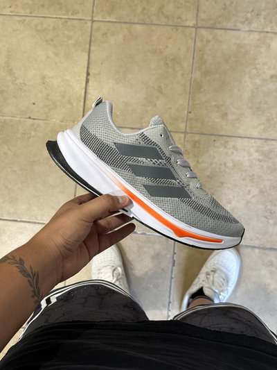 Adidas Supernova "Gris - Rojo"