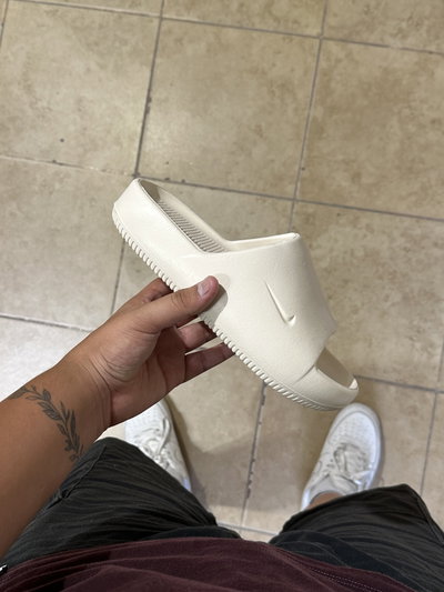 Nike Calm Slide "Hueso"