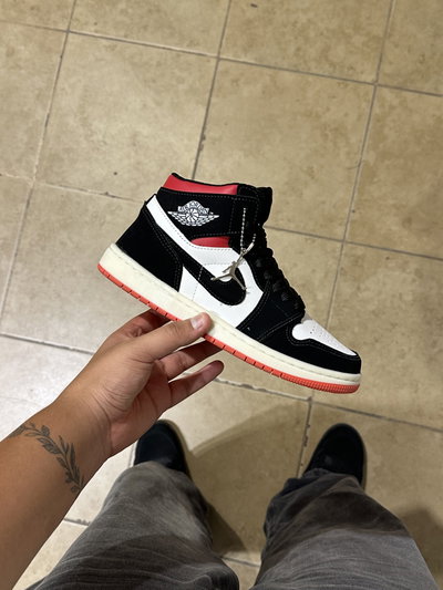 Nike Air Jordan 1 High "Red"