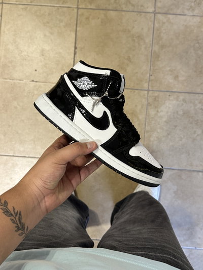 Nike Air Jordan 1 High "Charol"