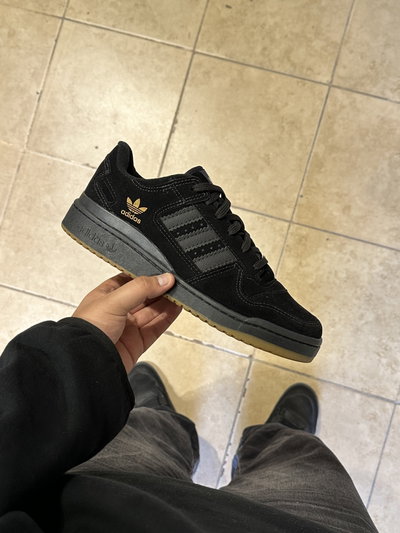 Adidas Forum "Total Black"