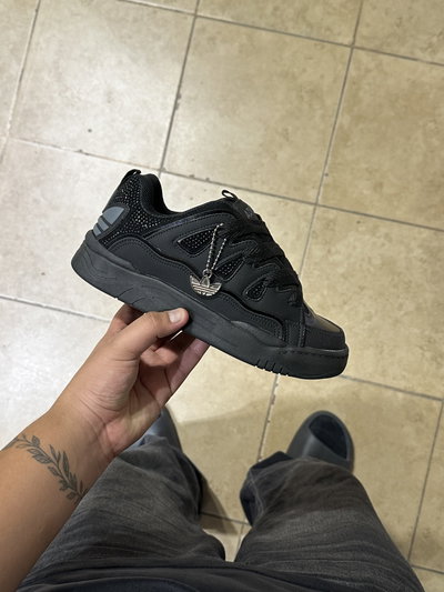 Adidas Osiris Strass "Total Black"