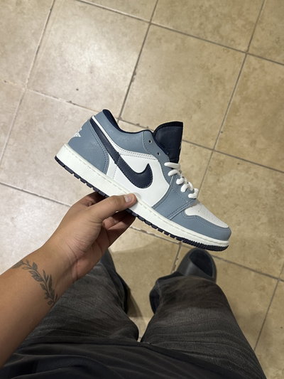 Nike Jordan Low "Marino"