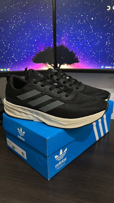 Adidas Supernova "Off Black"
