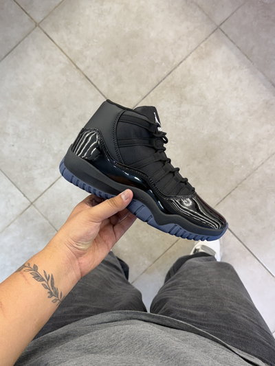 Air Jordan 11 "Gamma Blue"