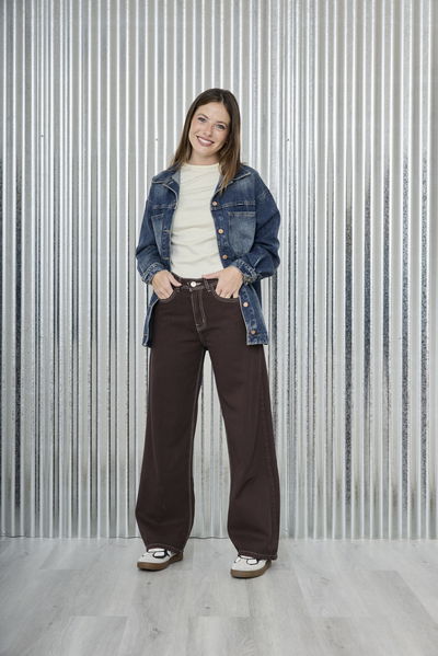 ART. 394 | WIDE LEG CLÁSICO CHOCOLATE RÍGIDO