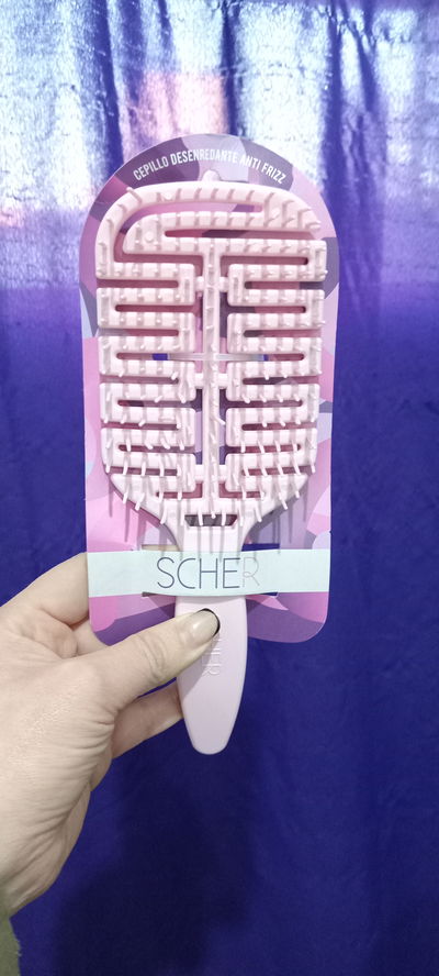 Cepillo anti frizz modelo SOL