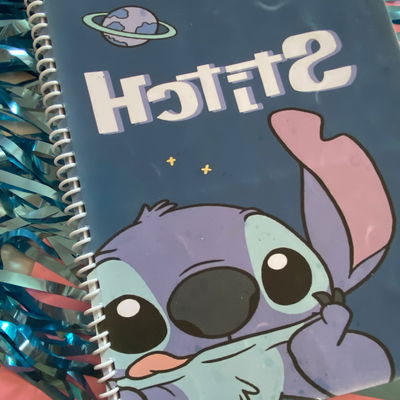 Cuaderno A4 Stitch