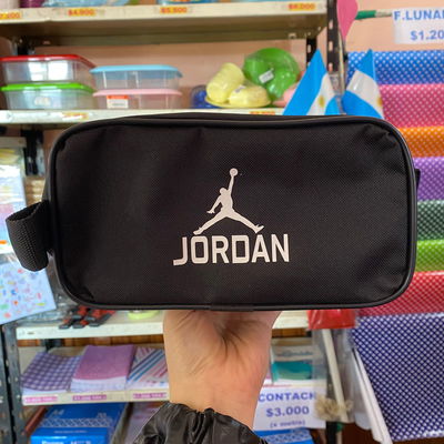 Cartuchera Jordan Dos Cierres 