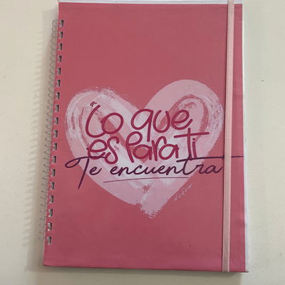 Cuaderno A4 de 50 hojas rayadas - Lo que es para ti te encuentra 