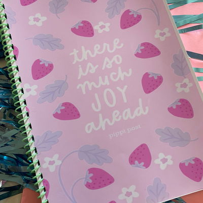 Cuaderno A4 Frutilla 