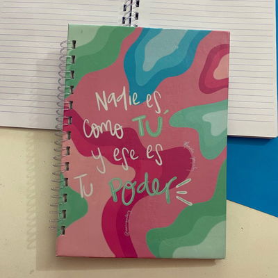 Cuaderno A5/50 hojas rayadas - Tapa de "Tu poder"
