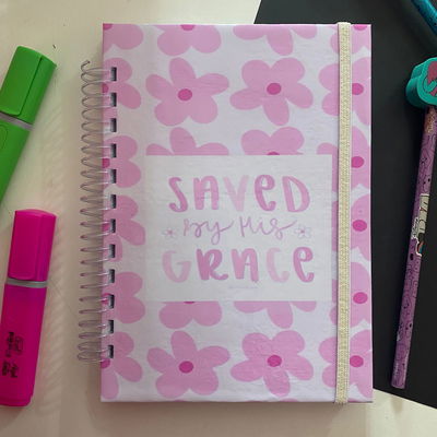 Cuaderno A5/100 hojas rayadas con Elastico