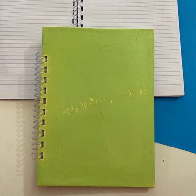 Cuaderno A5/50 hojas rayadas - Tapa de Verde Manzana