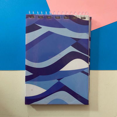 Libreta A6 - Tapa Dura - 50 hojas lisas 