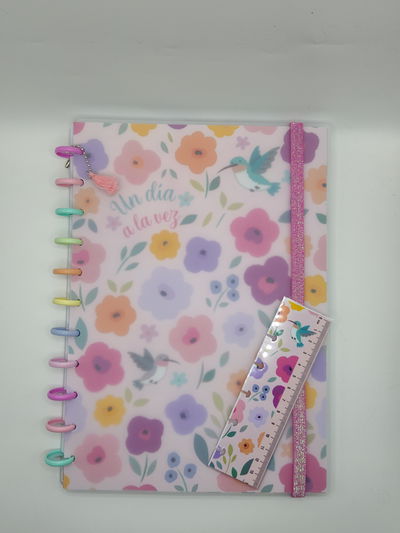 Cuaderno A4 - Flores colibrí (21x30 cm)