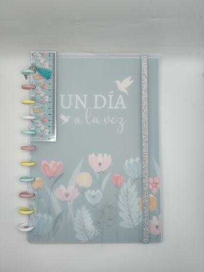 Cuaderno A4 - Un día a la vez (21x30 cm)