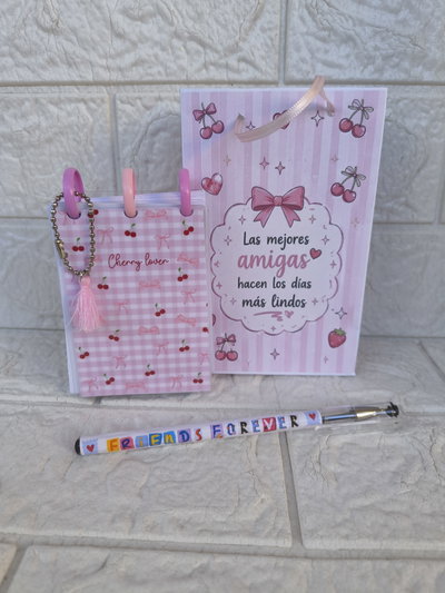 Mini anotador + lapicera + bolsa regalo Día del amigo -mod 5