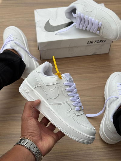 NIKE AIR FORCE BLANCA