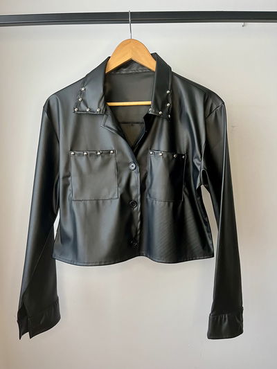 Campera Tachas Dolores