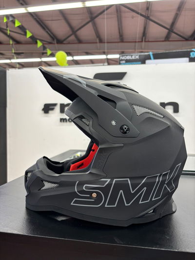 Casco Cross Motocross Enduro Smk Allterra Off Road Mx Color Negro Mate