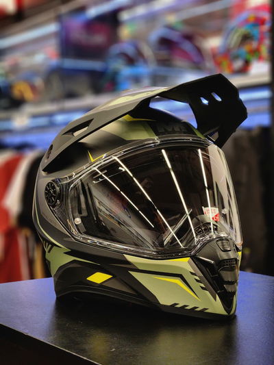 Casco MT Track SV Shatter B12 Brillo