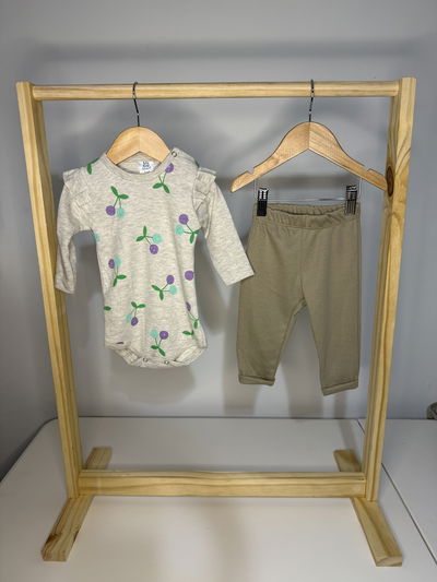 Conjunto de body cerezas