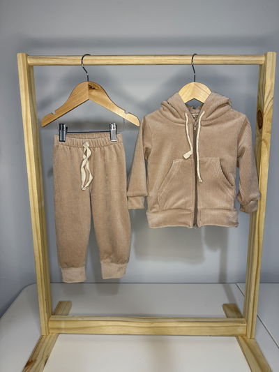 Conjunto campera + babucha