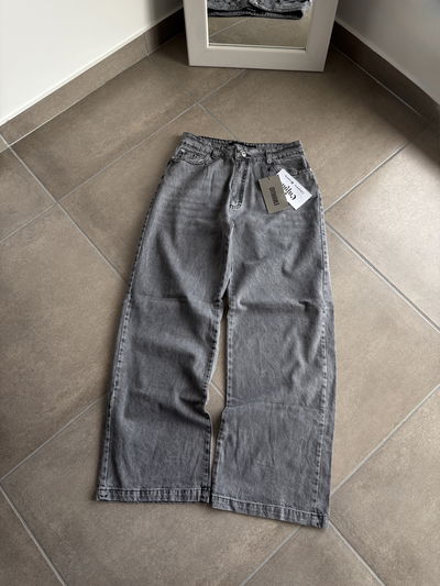 Jean Wide Leg — Tiro Medio