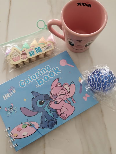 KIT STITCH TAZA + SQUISHY + LIBRO PARA PINTAR + MARCADORES