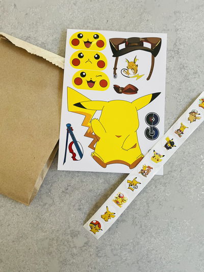 VINILOS PARA ARMAR POKEMON + TIRA DE STICKERS EN BOLSITAS INDIVIDUALES  X12