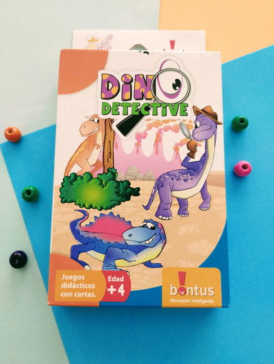 JUEGO: DINO DETECTIVE