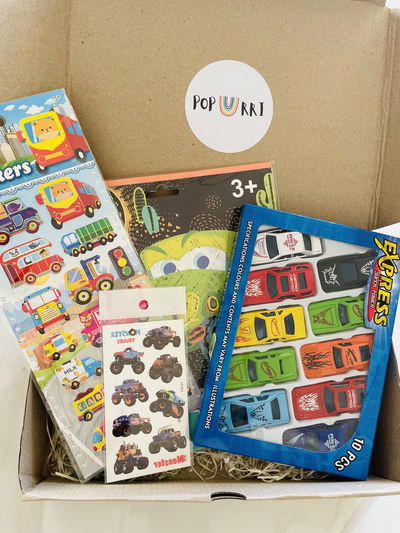 KIT AUTOS SCRATH + 10 AUTITOS + PLANCHA TATOOS + STICKERS