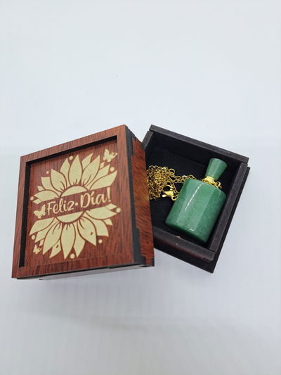 Collar perfumero con Caja