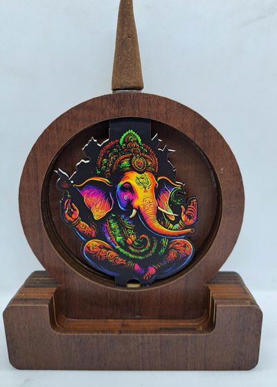 cascada color ganesha