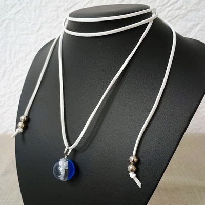 Collar 1,50 m Blanco Bolita Cielo 20 mm Gamuza - 700040