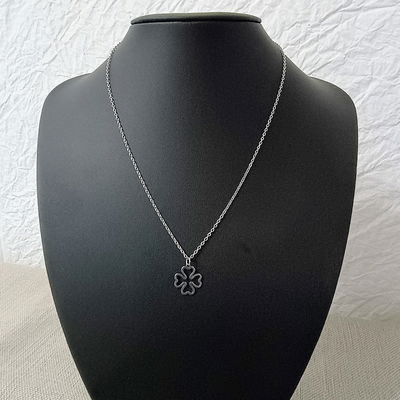 Collar 45 + 5 cm Espejo 0,4 mm Trébol Acero Quirúrgico - 700127