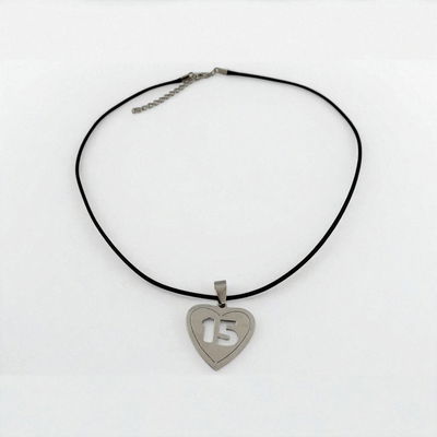 Collar 45 + 5 cm Cordón Negro 1 mm 15 Corazón 24 mm Cuero Sintético - 700031