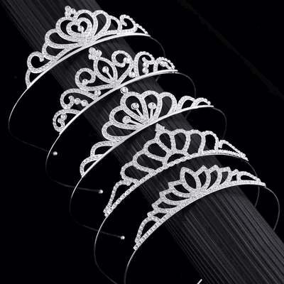 Tiara 12 cm x 14 cm Strass - 900020