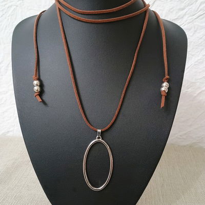 Collar 1,80 m Marrón Argolla 29 mm x 55 mm Gamuza - 700042