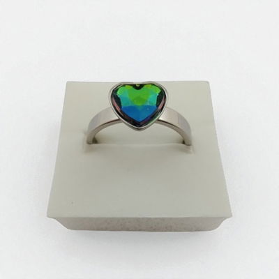 Anillo Corazón Verde Acero Quirúrgico - 300044VER