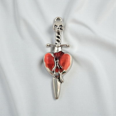 Dije Corazón Rojo Calavera Espada 18 mm x 50 mm Acero Quirúrgico - 400338