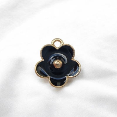 Dije Esmaltado Flor Negro Acero Dorado - 400078NEG