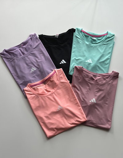 Remera importada AD