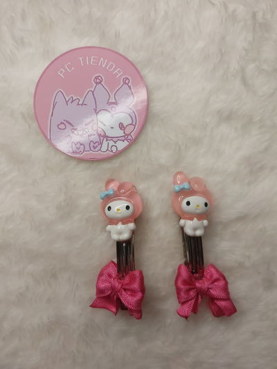Hebilla Sanrio.