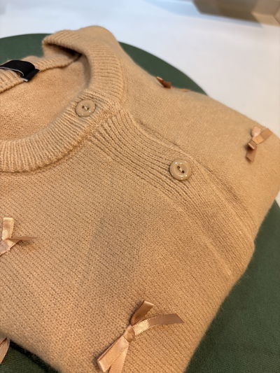 Cardigan Moños