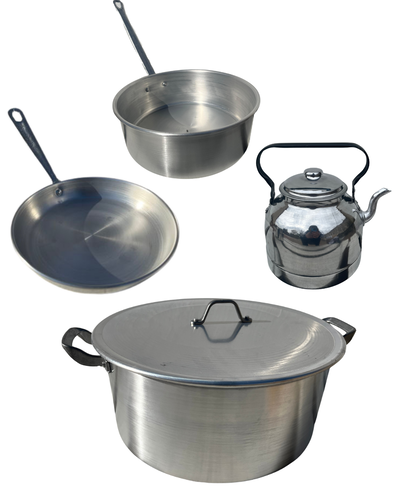 Bateria de cocina 8 (4 art + 1 tapa)