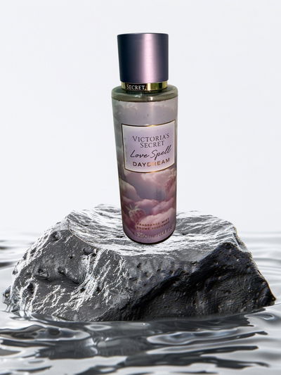VICTORIA`S SECRET LOVE SPELL DAYDREAM