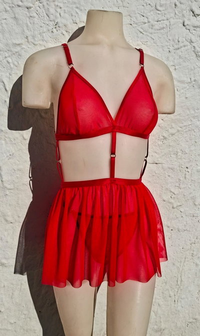 VESTIDO + LESS